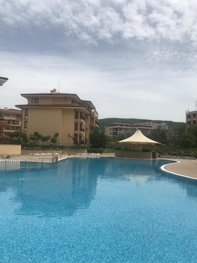 Menada Sky Dreams Apartamento Sveti Vlas Exterior foto